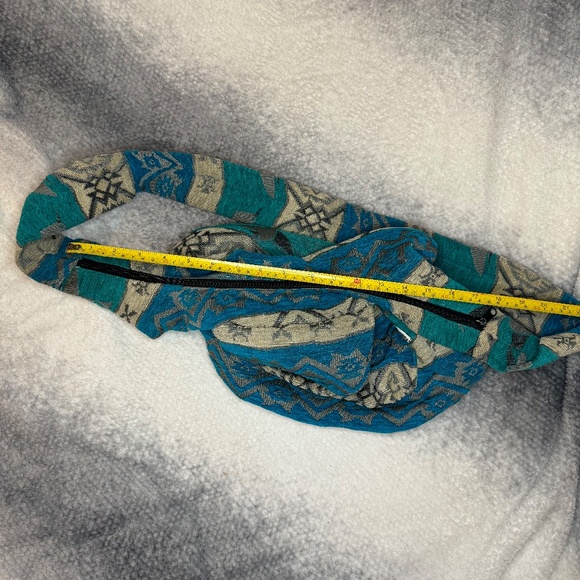 Rukuray Aztec Boho Crossbody Bag - Picture 13 of 13